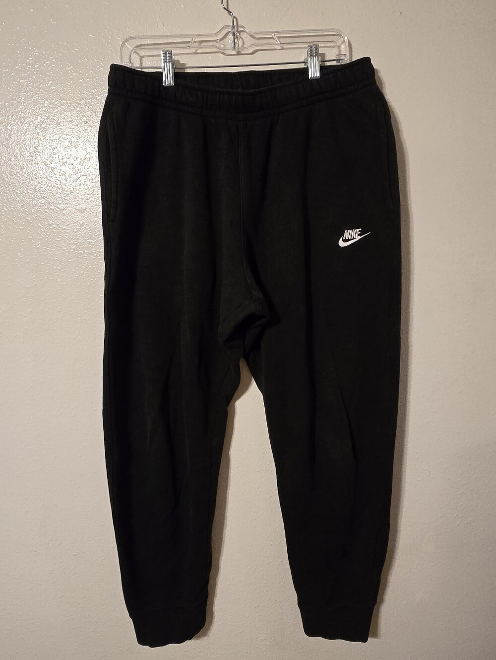 Nike Men's Club Fleece Joggers Black Sweatpants Size L (BV2671-010)